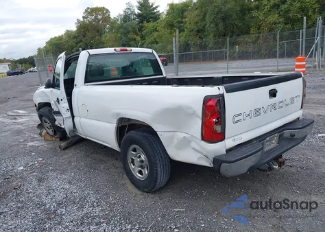 2004 Chevrolet Silverado 1500 from USA, damaged, VIN 1GCEC14T04Z207142